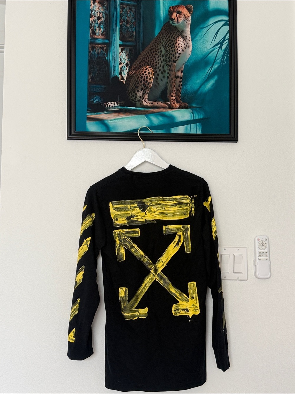 Off-White Black Long-Sleeve Graphic Shirt with Yellow Sleeve Accents